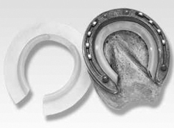Mustad Blue Anti-Snowball Rim Hind Pad
