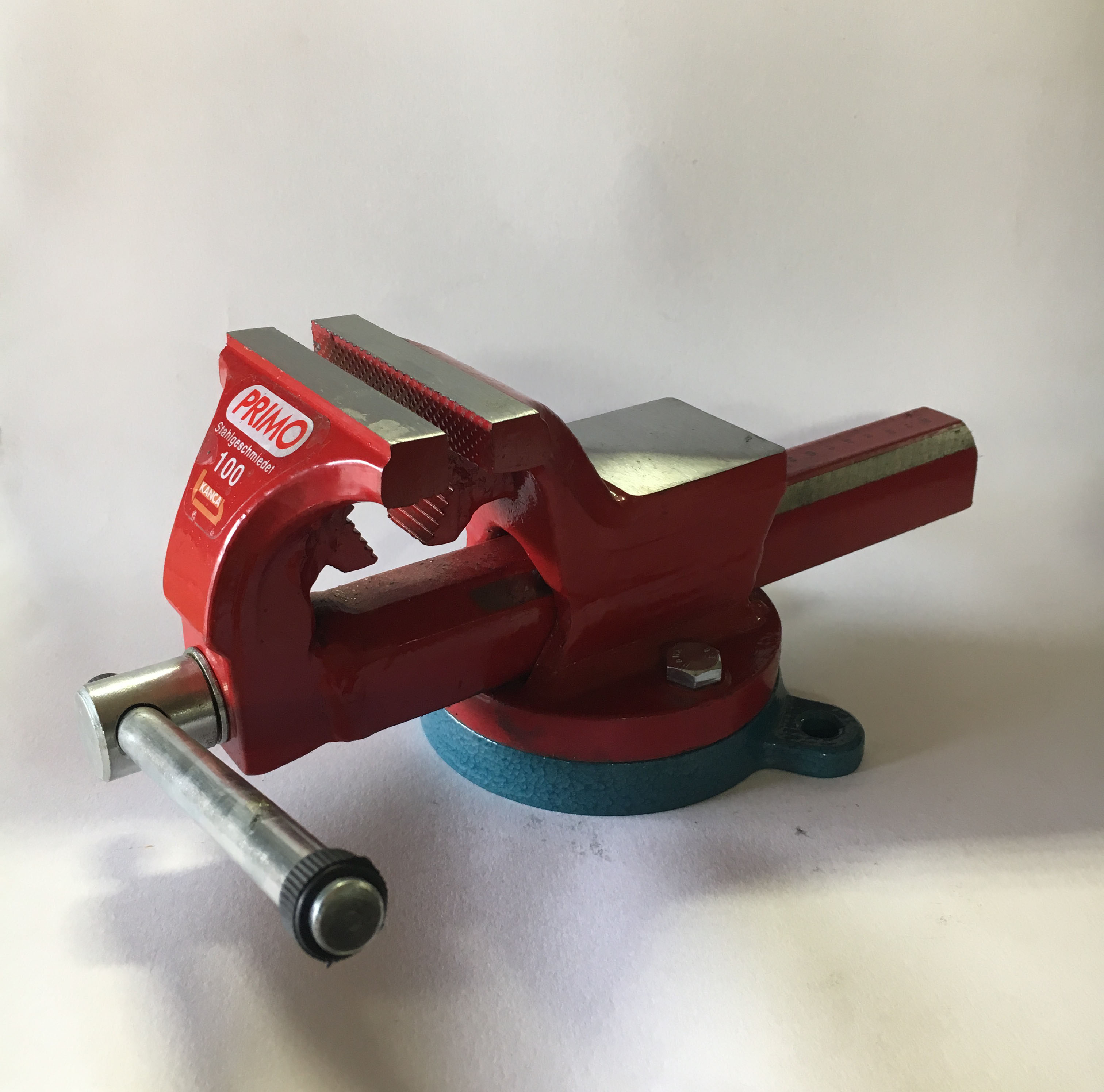 Primo Fixed Bench Vise, 100 mm (4